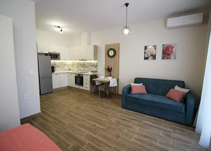 Апартамент Doris D09 And D10 Бургас